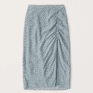 Abercrombie & Fitch Blue and White Polka Dot Cinched Midi Skirt. Size Small.